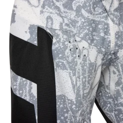 180 DNGR Pants