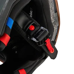 Helm V3 RS Carbon Solid
