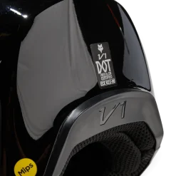 Helm V1 Solid