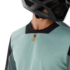 Shirt Defend
