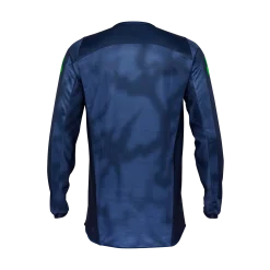 Shirt 180Taunt
