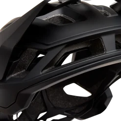 Speedframe Solid helm